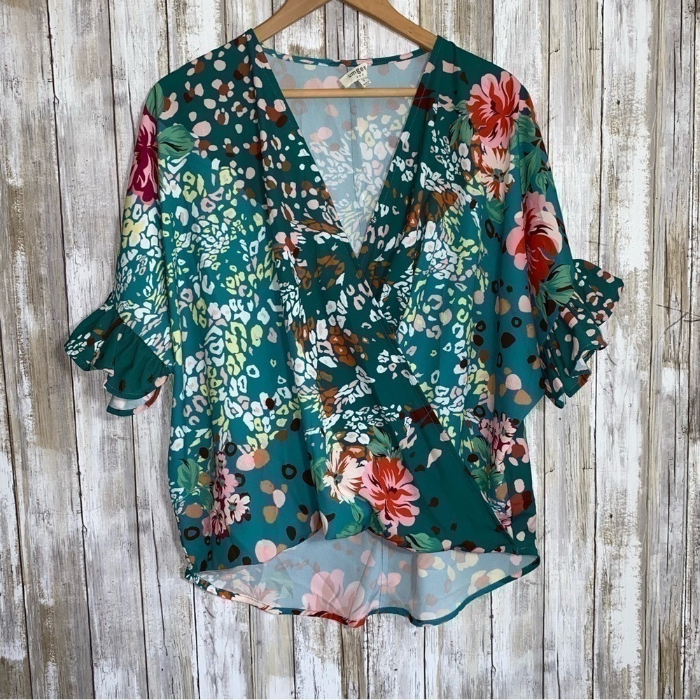 Umgee Green Leppard & Floral Open High Low Blouse